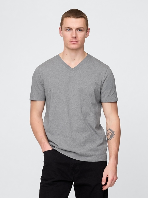 baumwolljersey-t-shirt mit v-ausschnitt