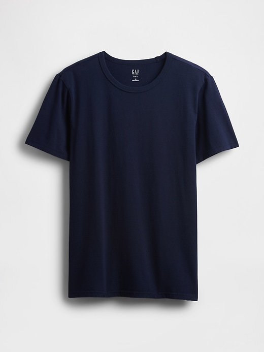 schmal geschnittenes t-shirt