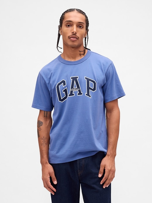 gap arch logo t-shirt