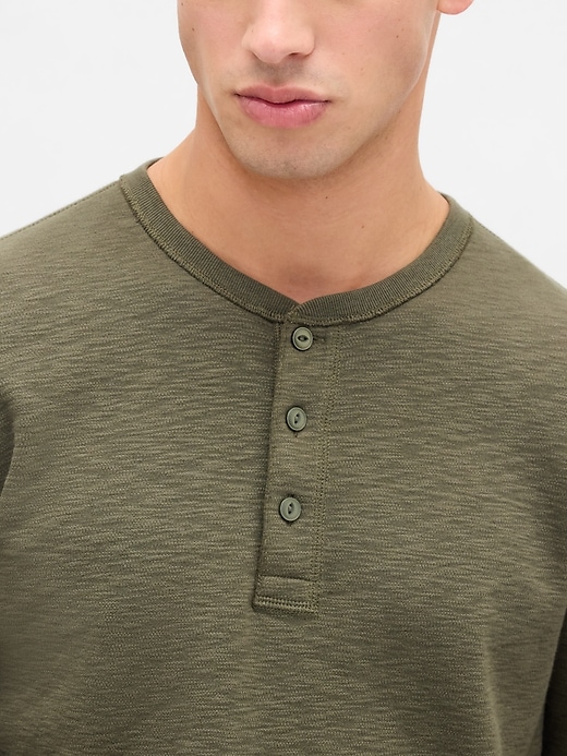 henley-t-shirt mit doppelstrick