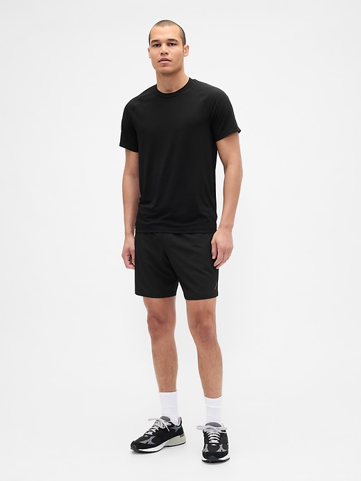 gapfit performance-t-shirt