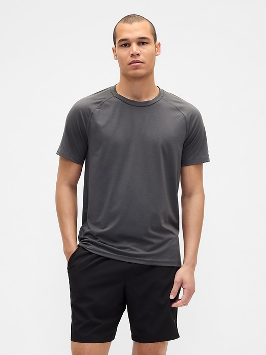 gapfit performance-t-shirt