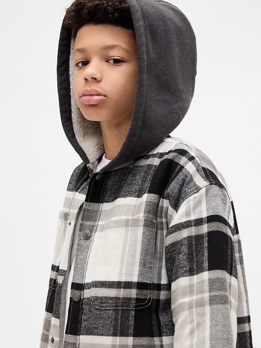 flanellhemdjacke mit kapuze und sherpa-futter für kinder