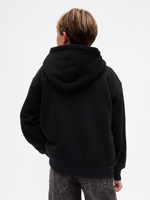 lässiger kinder-kapuzenpullover mit sherpa-futter reißverschluss und logo