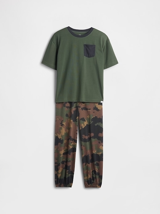 kinder-pyjama-jogging-set aus recyceltem camouflage-material