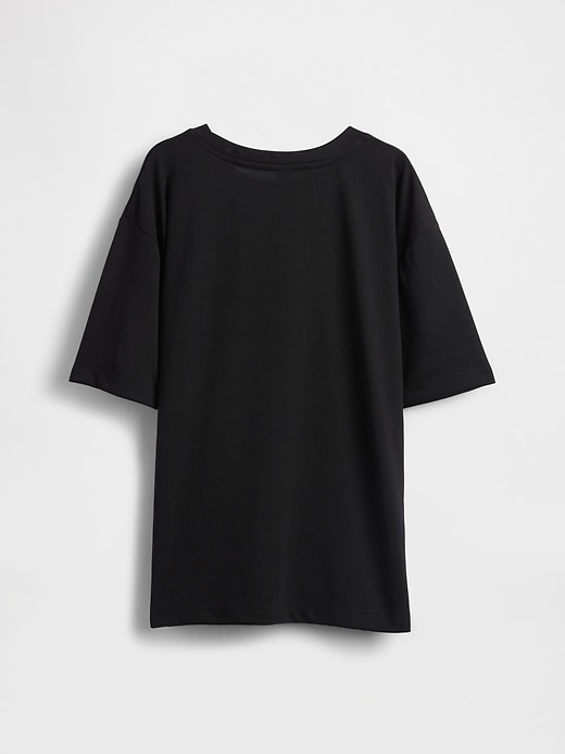 Übergroßes pyjama-t-shirt aus recycelten materialien für kinder