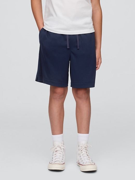 gapfit kinder-shorts 15 cm aus recyceltem mesh