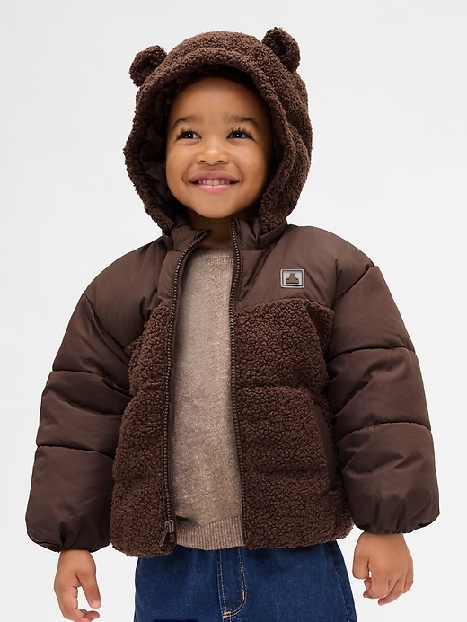 baby- und kleinkind-steppjacke aus recyceltem sherpa-fleece mit bärenmotiv