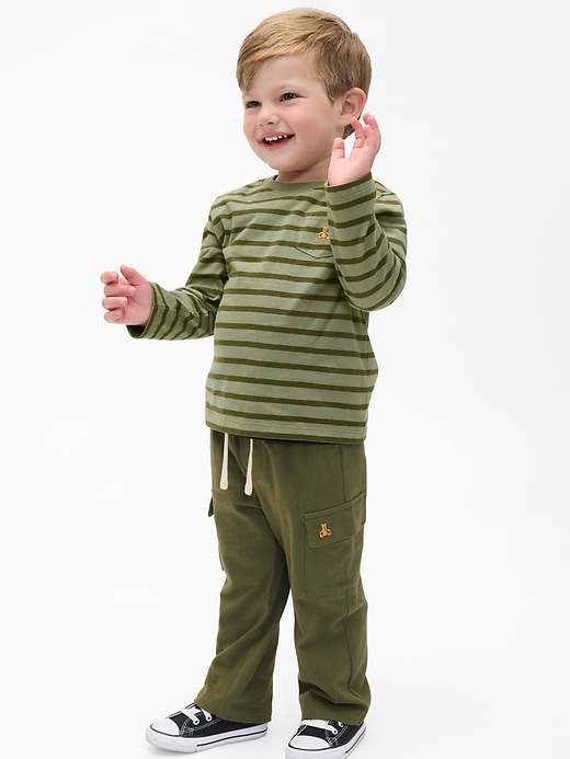 baby- und kleinkind-outfit-set zum kombinieren