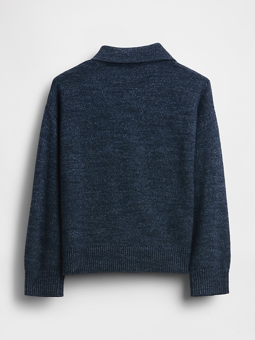 baby- und kleinkindpullover mit kragen und knopfleiste