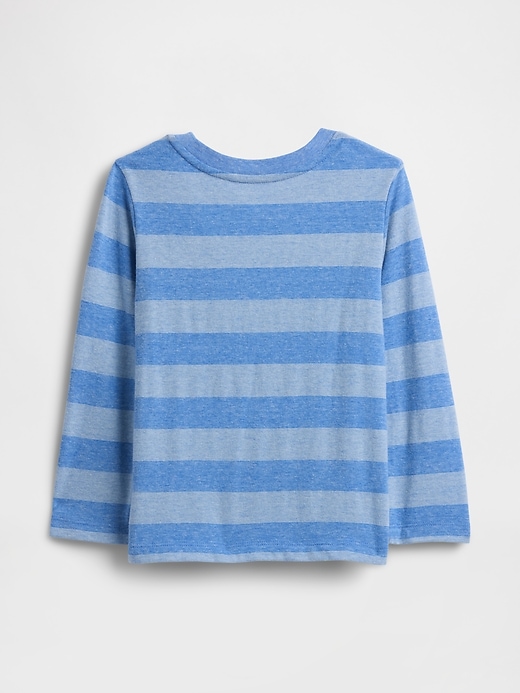 baby- und kleinkind-t-shirt mit tasche zum kombinieren