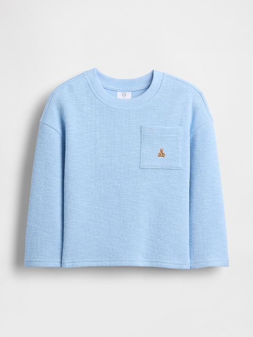 baby- und kleinkind-t-shirt mit rippstricktasche