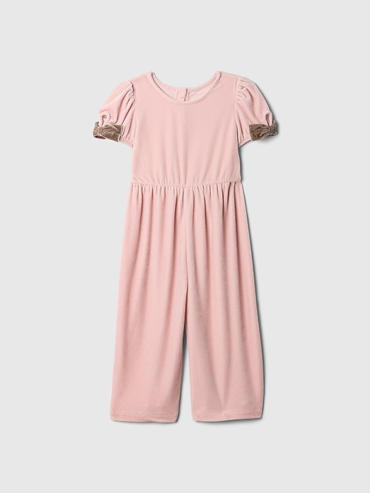 baby- und kleinkind-overall aus velours mit schleifenärmeln
