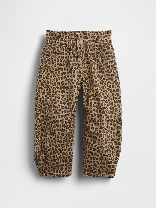 baby- und kleinkind-jeans mit leopardenmuster und hufeisenmuster