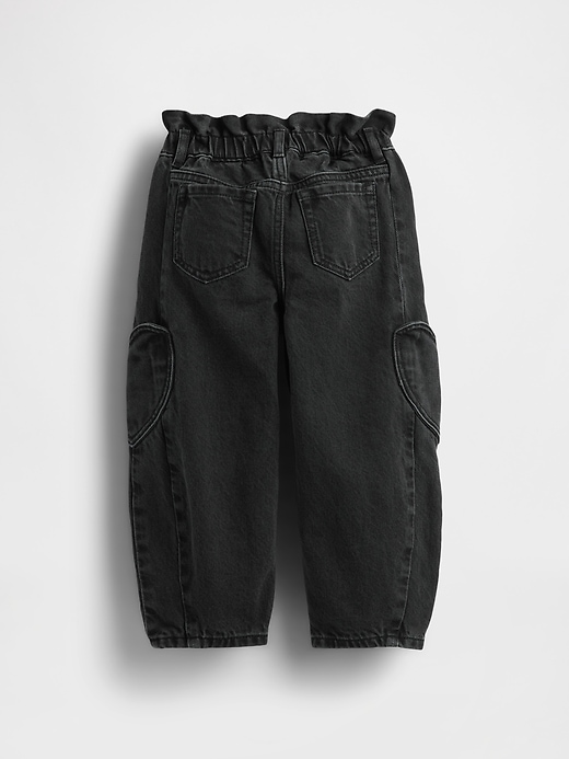 baby- und kleinkind-jeans mit herzchentasche und hufeisenmuster
