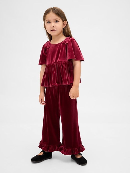 baby- und kleinkind-outfit-set aus velours mit rüschen