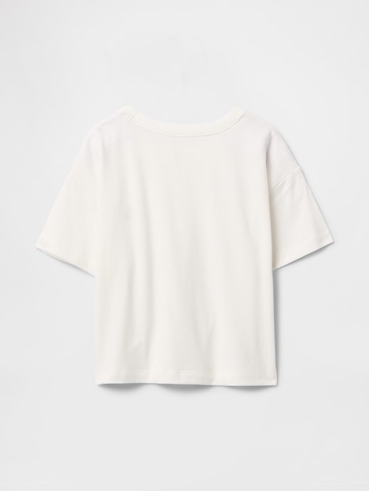 Übergroßes t-shirt für babys und kleinkinder