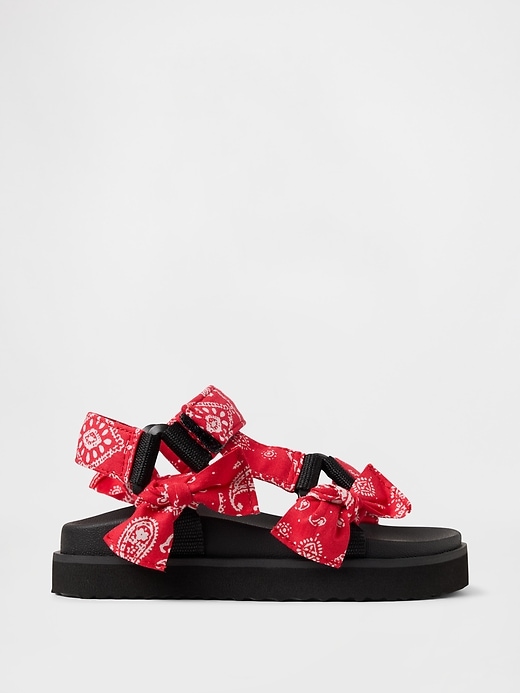 kleinkind-sandalen aus canvas mit riemen