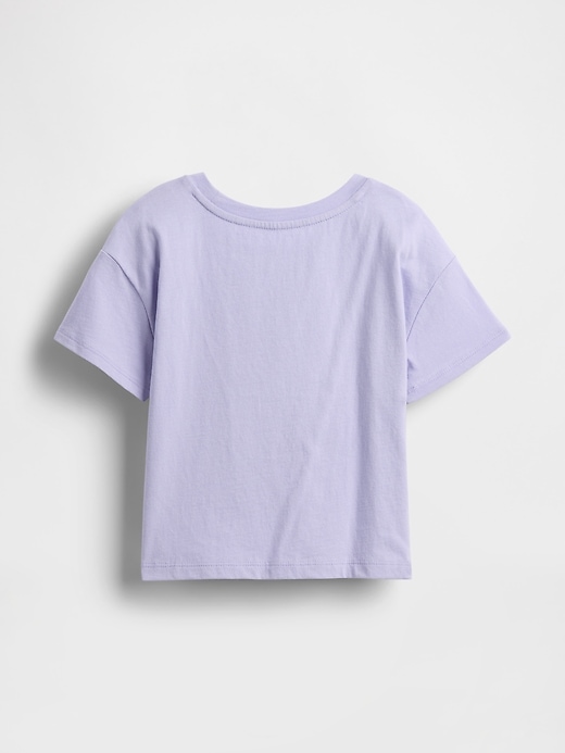baby- und kleinkind-t-shirt mit lässigem grafikprint zum kombinieren