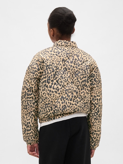 leichte gesteppte kinderjacke aus recyceltem material