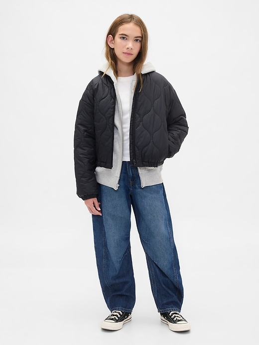 leichte gesteppte kinderjacke aus recyceltem material