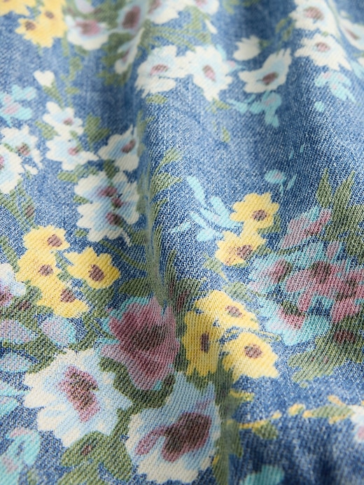 kinder-jeanskleid mit puffärmeln und blumenmuster