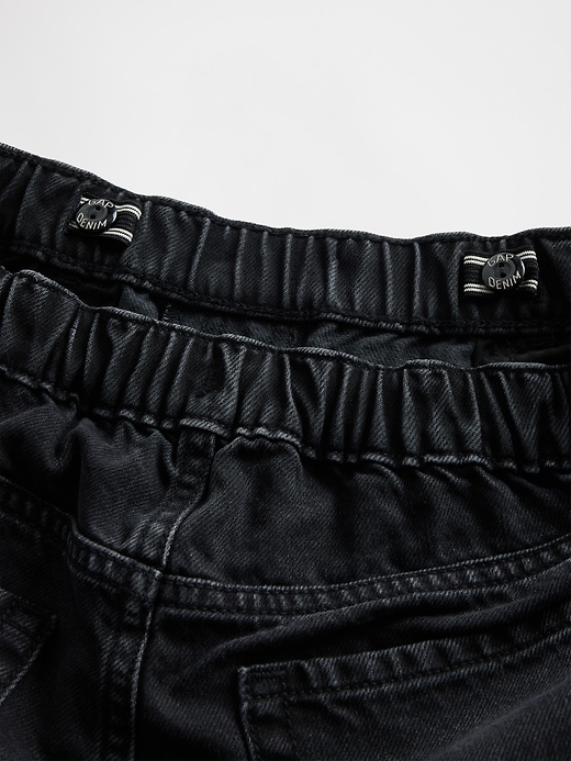 kinder-jeans mit niedrigem bund und baggy-style