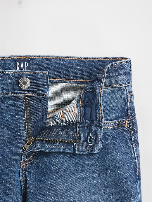 kinder-jeans mit niedrigem bund und geradem bein