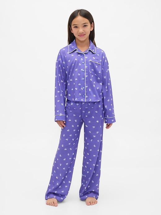 kinder-pyjama-set aus recycelten materialien