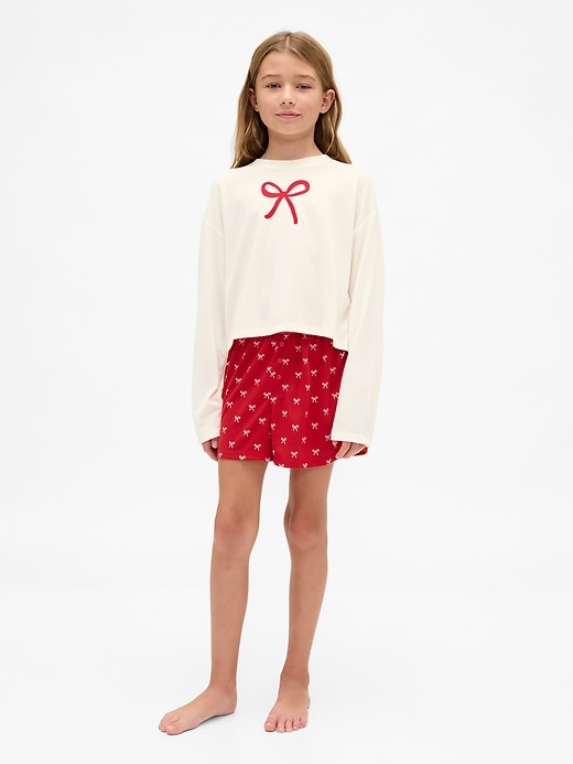 kinder-pyjama-shorts-set aus recycelten materialien