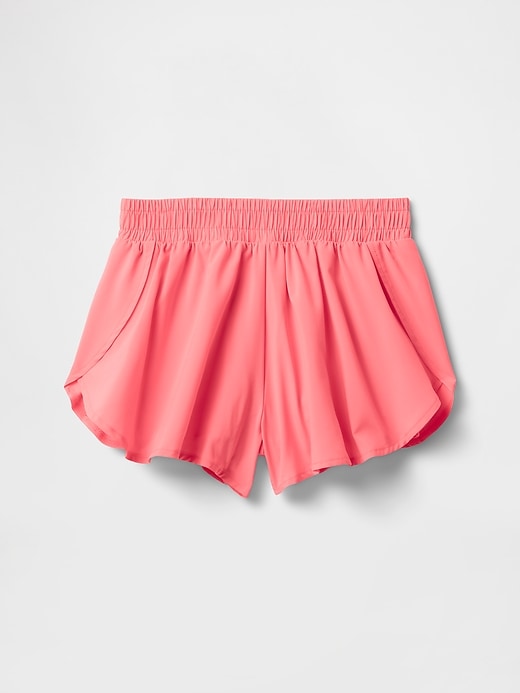 schnelltrocknende laufshorts für kinder mit schmetterlingsaum