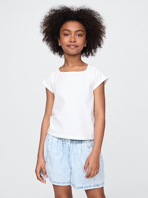 kinder-t-shirt mit eckigem ausschnitt