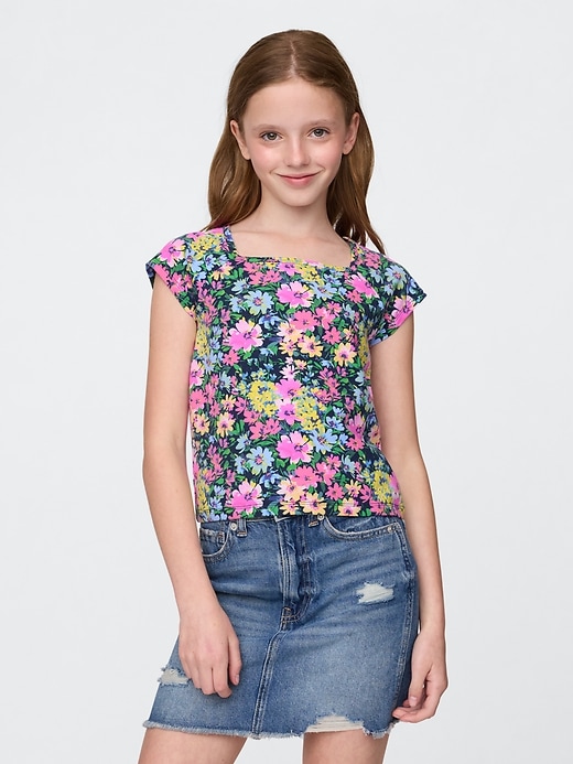 kinder-t-shirt mit eckigem ausschnitt