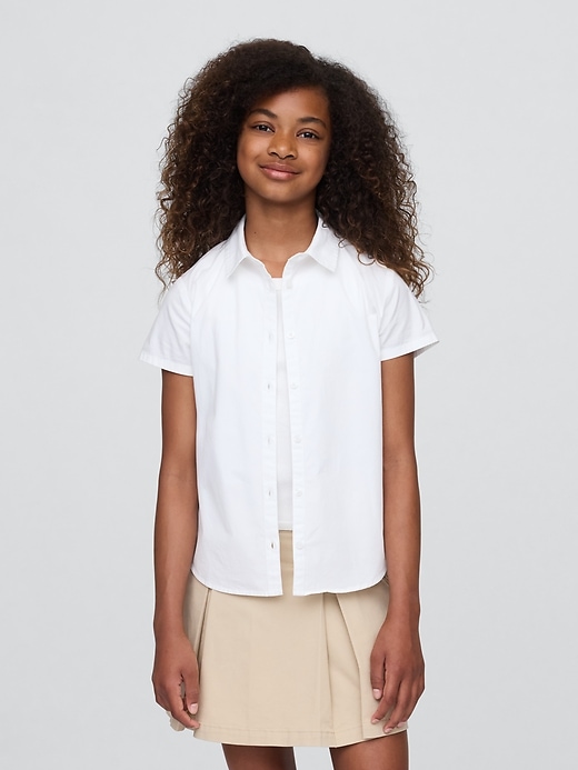 klassisches kinderuniformhemd