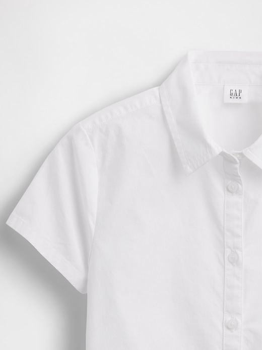 klassisches kinderuniformhemd
